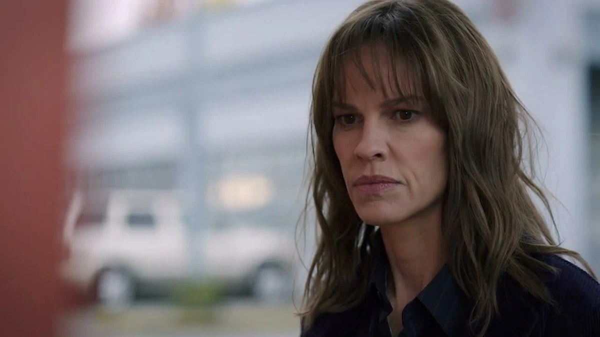 Новости кино звезд: Сериал «Аляска Дэйли» с Хилари Суэнк закрыли после 1-го сезона